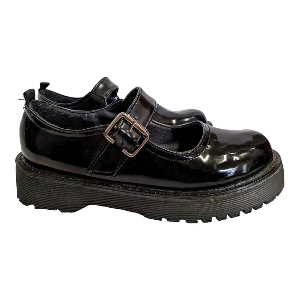 Round toe platform mary jane patent leather black shoes